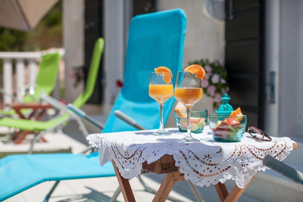 Molo Trovna Apartments Vis Exteriér fotografie